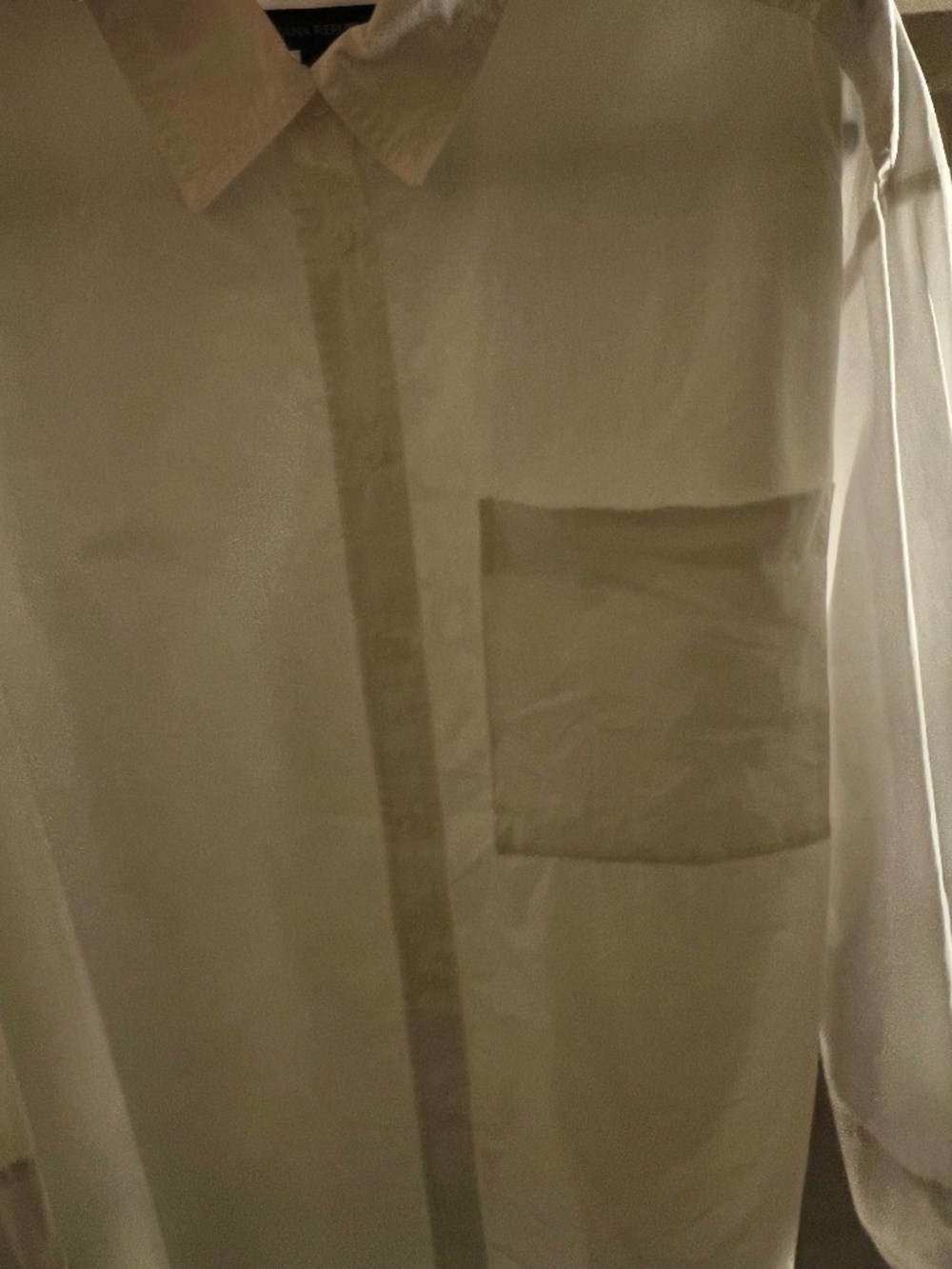 Banana Republic Women's white poplin button-down shirt relaxed and oversized (M) - Picture 7 of 9